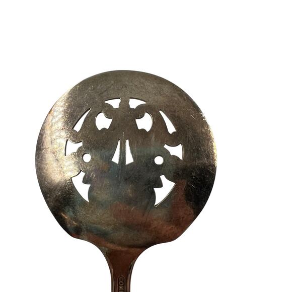 Vintage Community Plate Slotted Decorative Tomato Spoon Oneida 4 1/2" - Picture 7 of 8